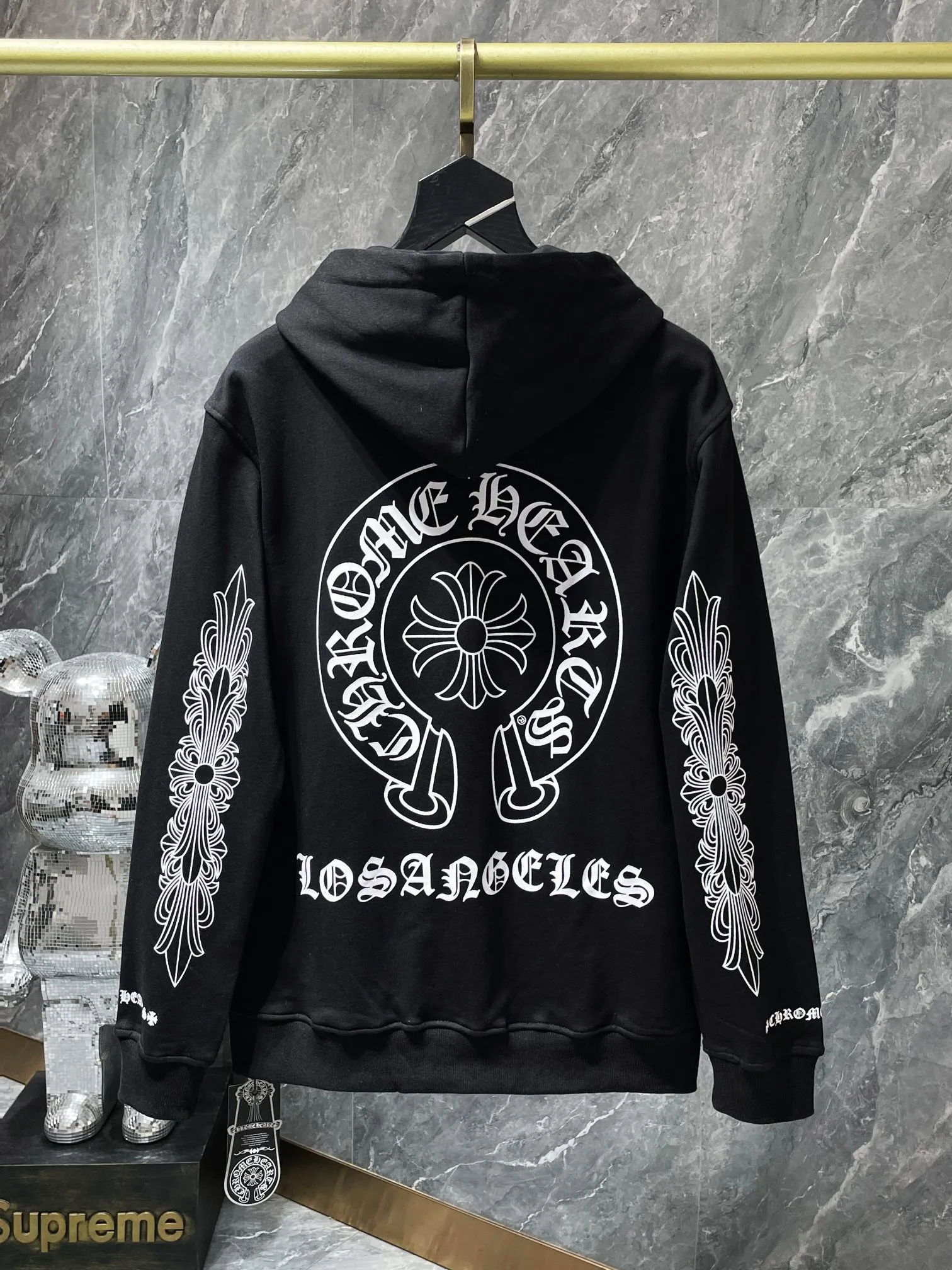 P260 Chrome Hearts Autumn and Winter 2025 Counter Synchronization ❤️ City limited edition, classic horseshoe cross Sanskrit large flower arm zipper sweatshirt Improved customized version 1:1 high-weight high-quality fabric Recommended color: white black Size: S, M, L, XL